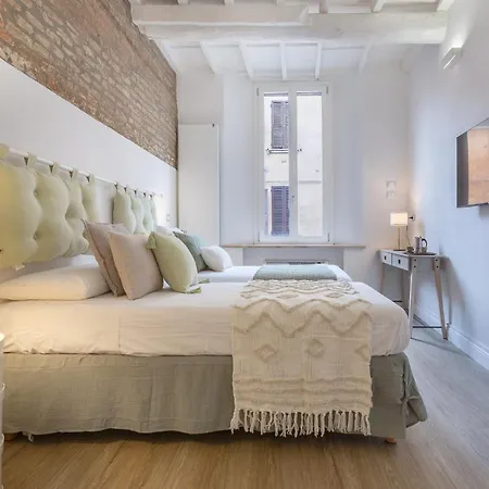 Mayr White * フェラーラ